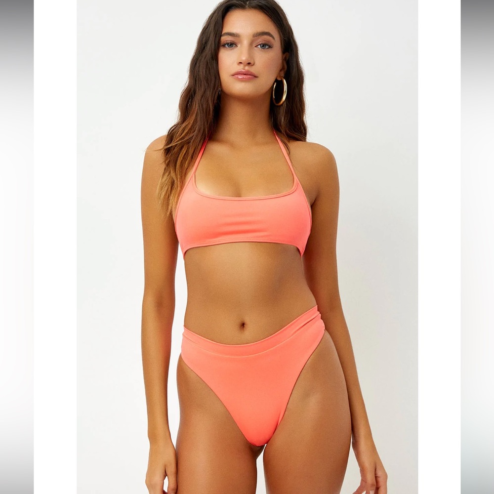 ❌SOLD on dep0p❌ New Condition Frankie’s Bikinis Bea Bikini Set, Top XS/Bottom S